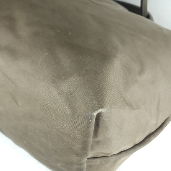 Longchamp Le Pliage Néo Nylon Green Medium Top Handle Travel Tote Purse Handbag - Picture 13 of 16